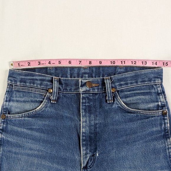 VTG Wrangler Distressed Raw Hem High Waist Mom Jeans - Picture 6 of 12